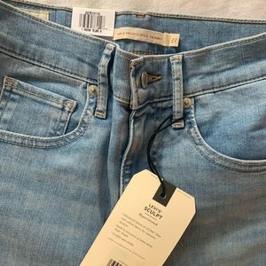 LEVIS super skinny high waisted jeans brand new!